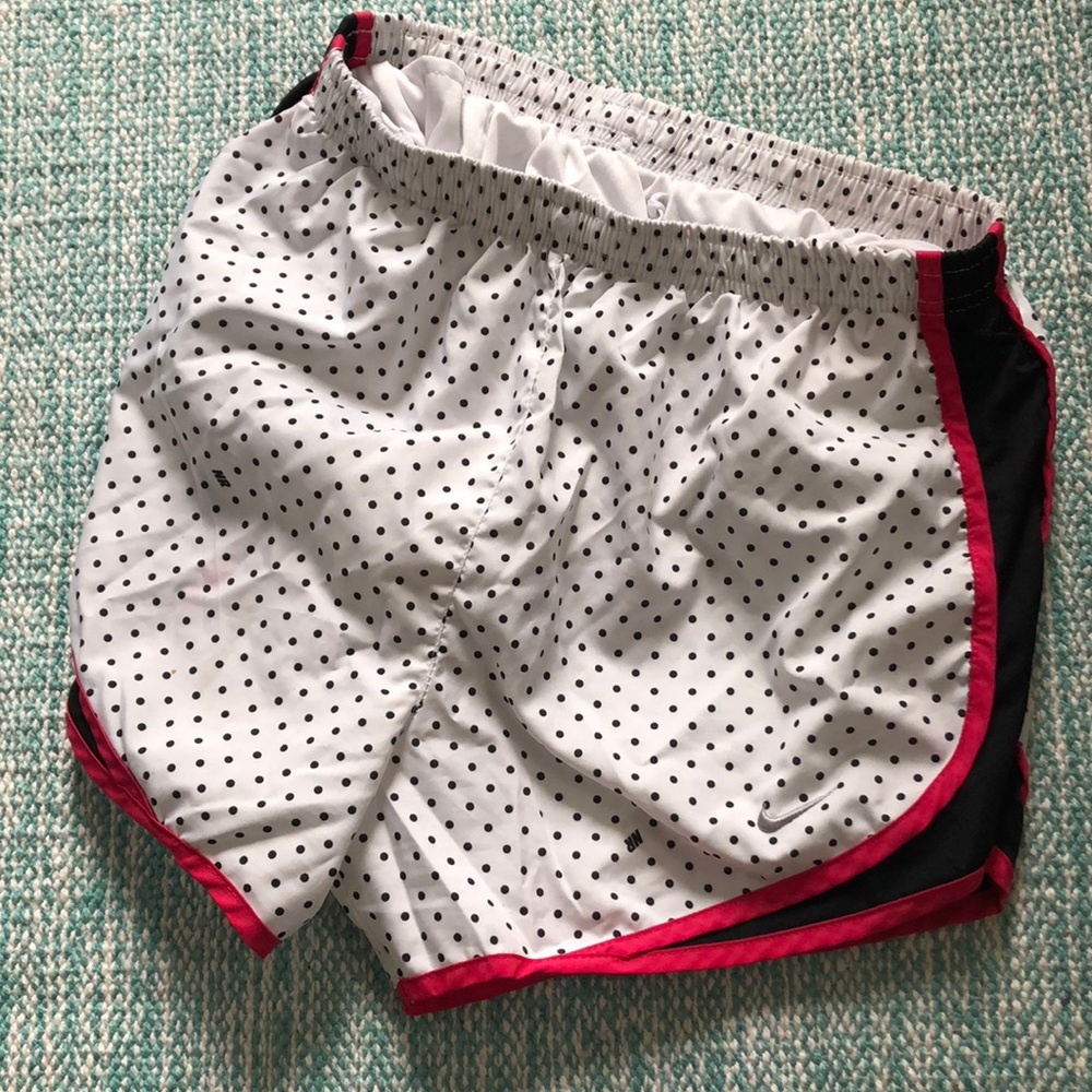 Nike running shorts - Picture 3 of 3